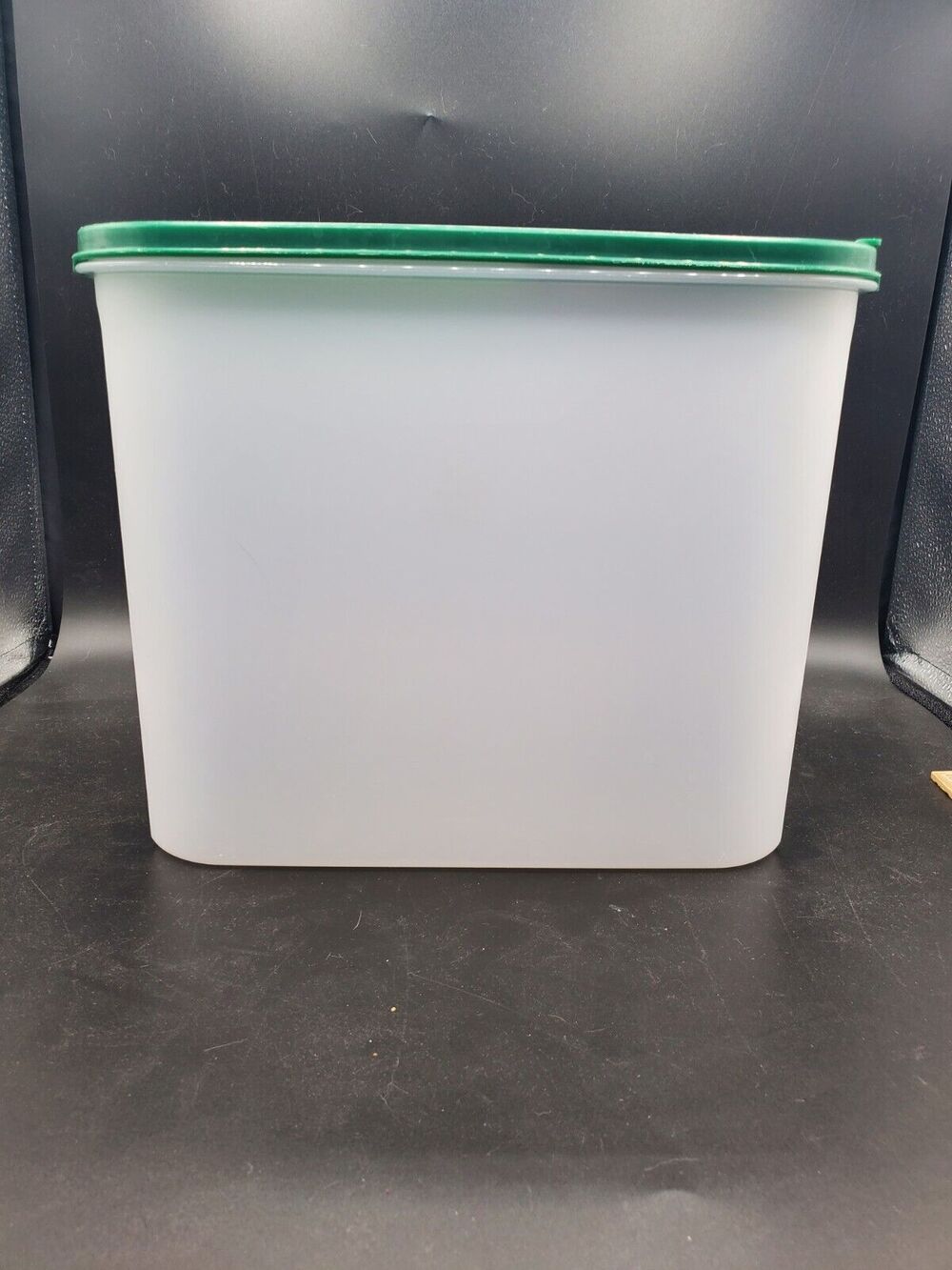 Tupperware Modular Mates #4 Oval Container-3.9L-Black Pour Spout Lid